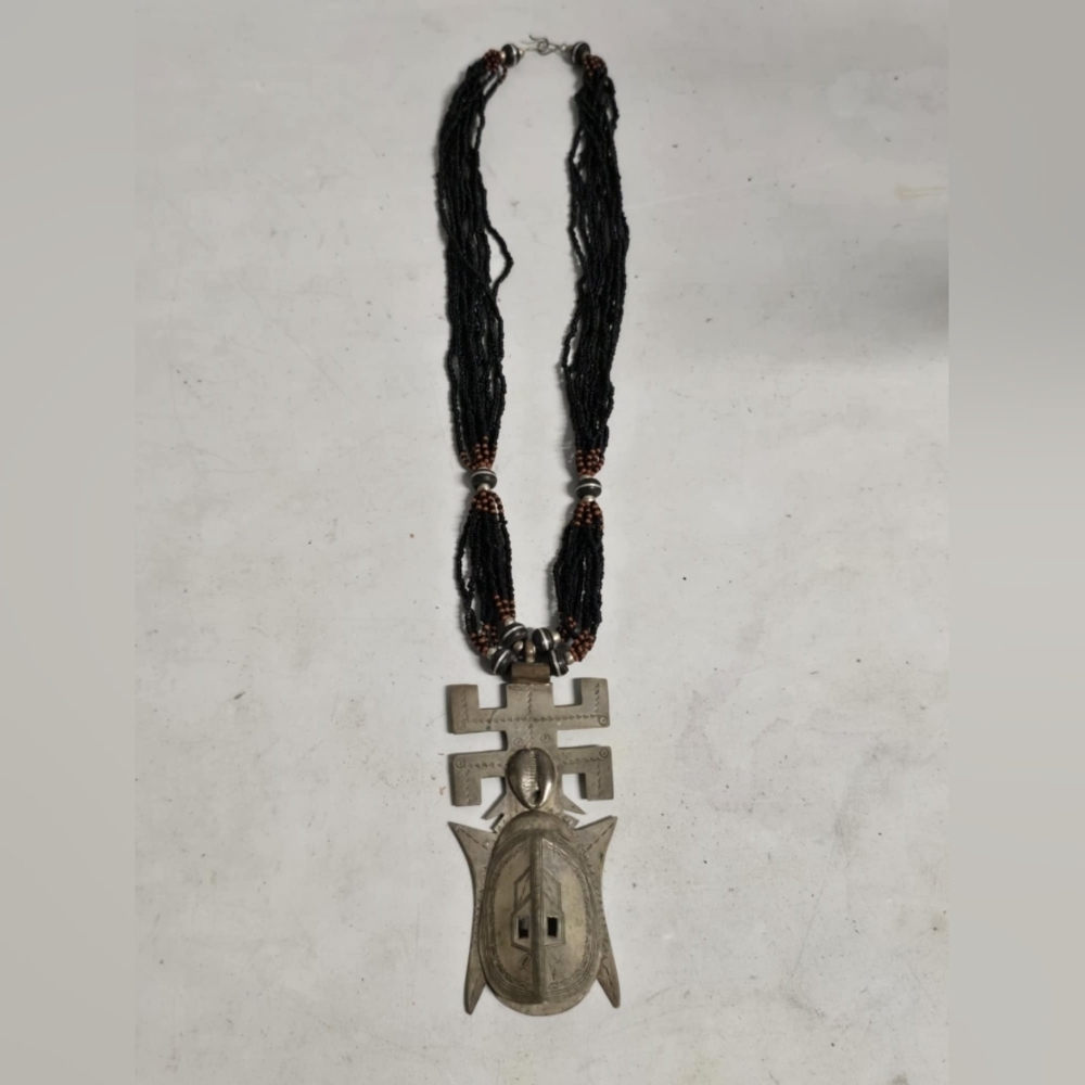 Authentic Tuareg Silver Amulet Multi Strand African  Black  Seed Necklace RARE - Picture 6 of 8